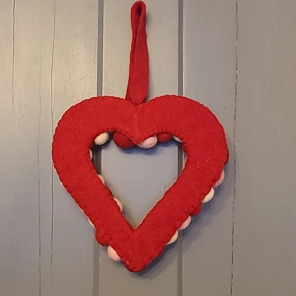Felt Valentines Heart - Picture 2 of 4